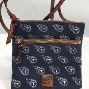 Dooney & Bourke TN Titans Navy Coated Canvas & Leather Crossbody w/ COA